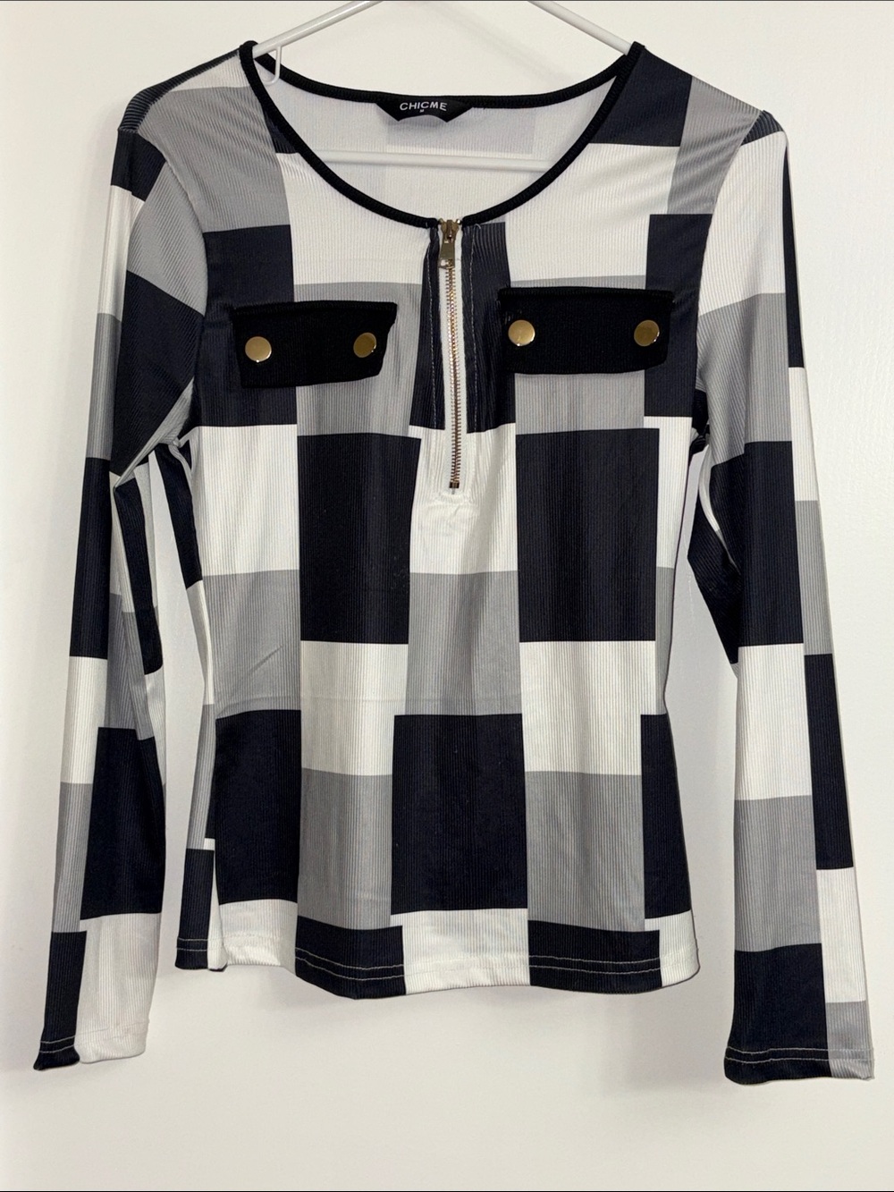 ChicMe Black, White & Gray Checked Zip-Front Long Sleeve Top